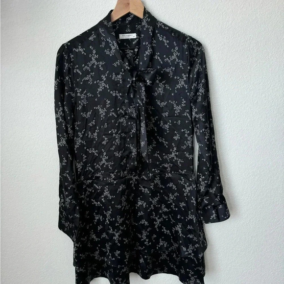 Equipment Natalia Tie Neck 100% Silk Black/White Floral Whimsical Tiered Dress - Picture 5 of 10